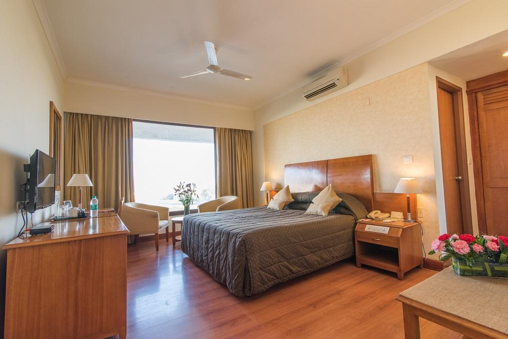 Sai Vishram Business Hotel บังกาลอร์ ภายนอก รูปภาพ