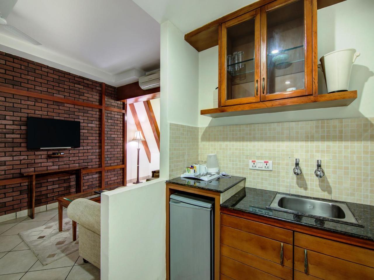 Sai Vishram Business Hotel บังกาลอร์ ภายนอก รูปภาพ